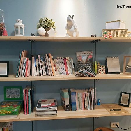 In.T Apartment Tainan Luaran gambar