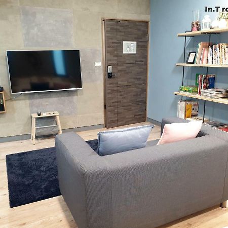 In.T Apartment Tainan Luaran gambar