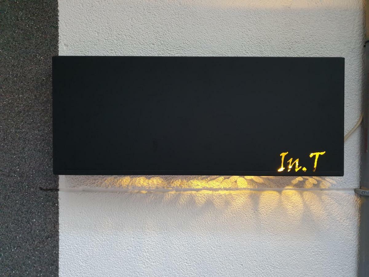 In.T Apartment Tainan Luaran gambar