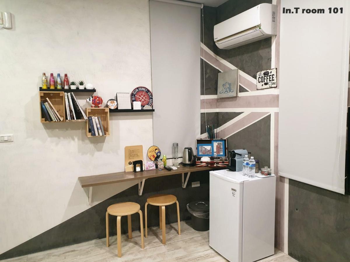 In.T Apartment Tainan Luaran gambar