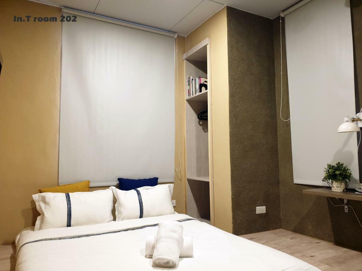 In.T Apartment Tainan Luaran gambar
